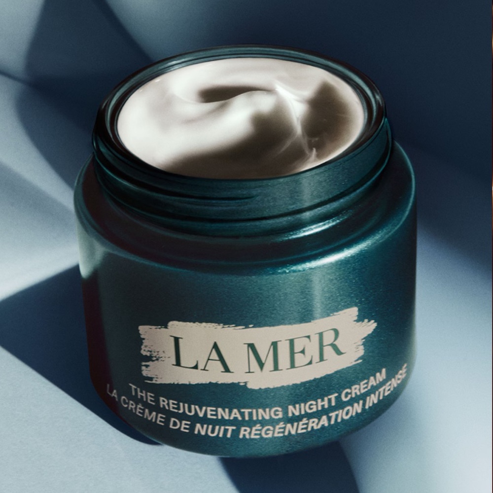 La Mer • Rejuvenating Night Cream Intense - Picture 7 of 11
